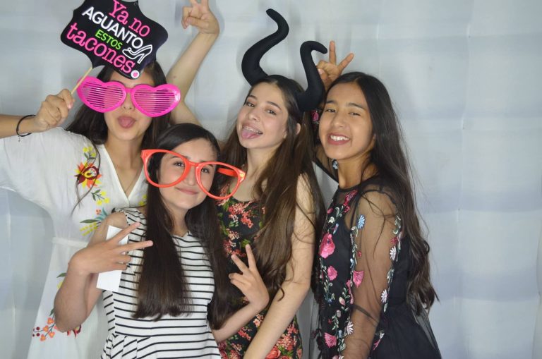 Cabinas de fotos en Guadalajara – Cabina fotográfica Zapopan– PhotoParty.Gdl – Photo Booth