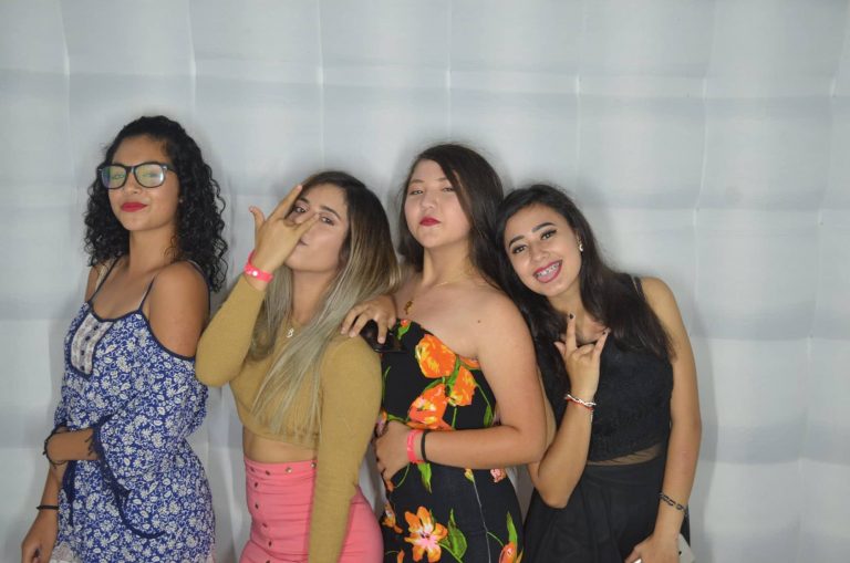 Cabinas de fotos en Guadalajara – Cabina fotográfica – PhotoParty.Gdl – Photo Booth