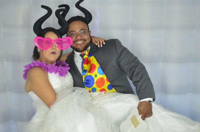 Cabinas de fotos en Guadalajara – Cabina fotográfica Zapopan– PhotoParty.Gdl – Photo Booth