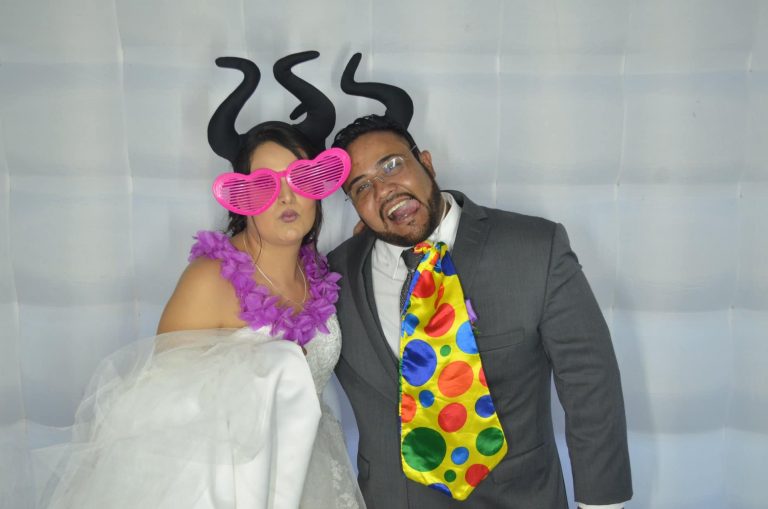 Cabinas de fotos en Guadalajara – Cabina fotográfica Zapopan– PhotoParty.Gdl – Photo Booth