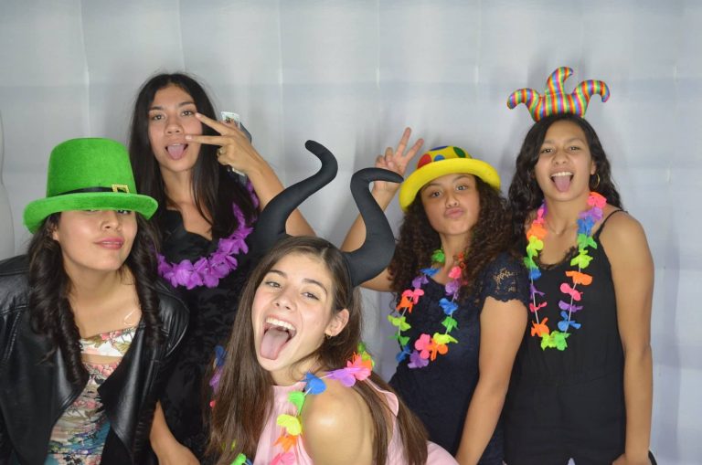 Cabinas de fotos en Guadalajara – Cabina fotográfica Zapopan– PhotoParty.Gdl – Photo Booth